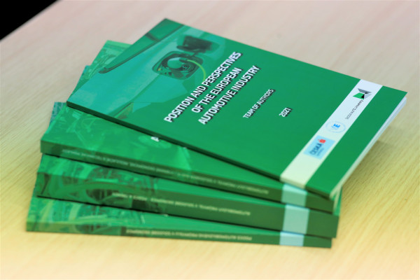 ŠAVŠ na podzim 2021 vydala a na ResearchGate zveřejnila studii Position and Perspectives of the European Automotive Industry