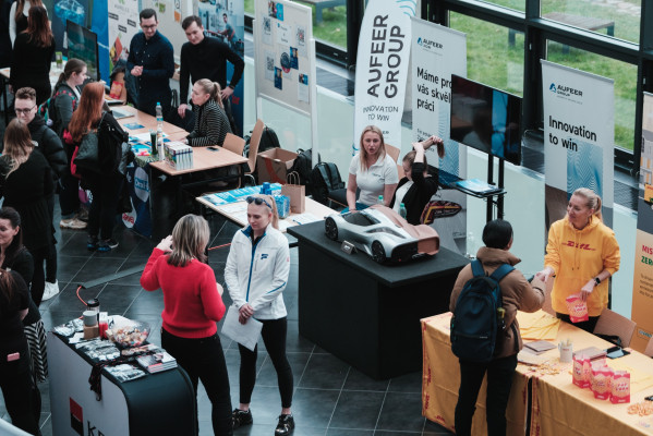 CAREER DAY 2023 - Veletrh pracovních příležitostí na ŠAVŠ