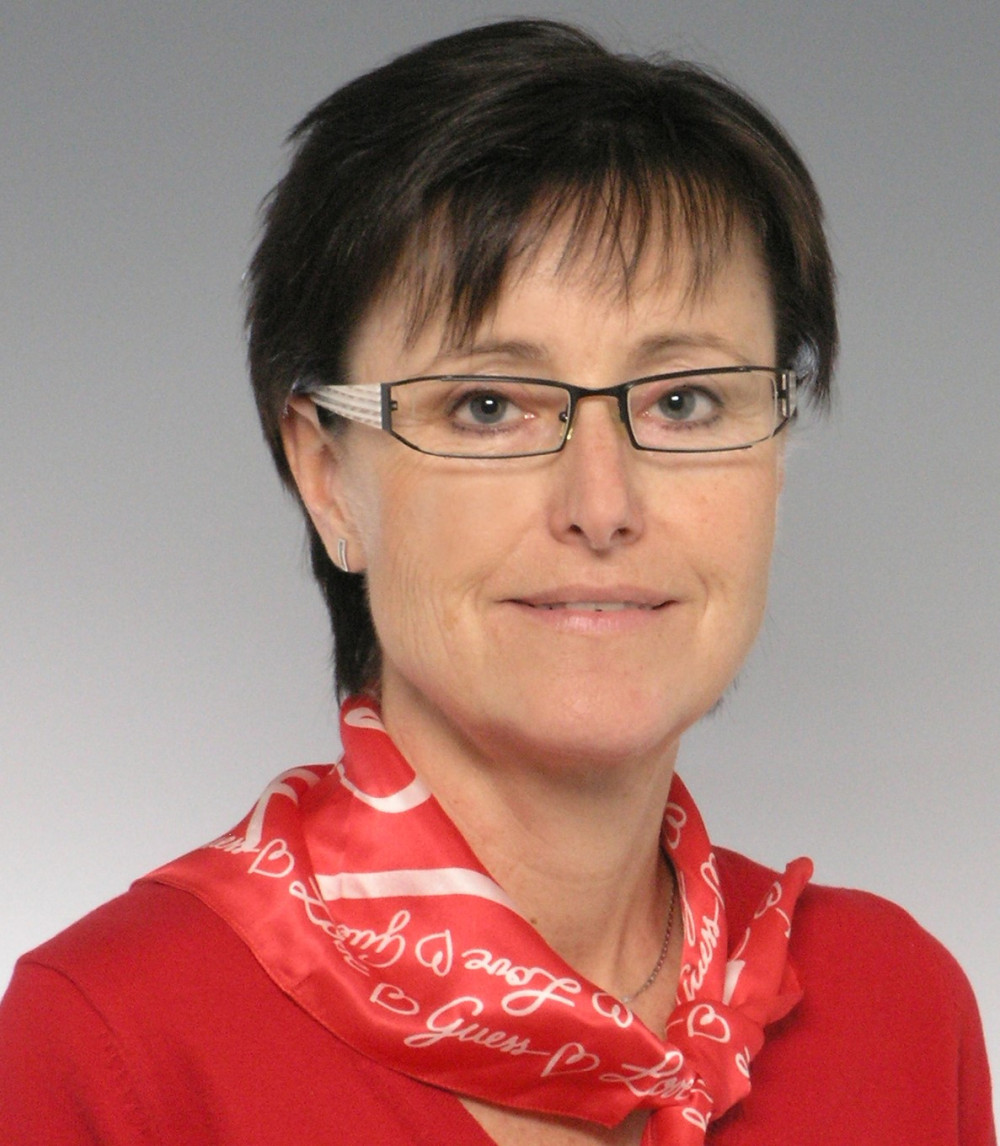 face_dvorakova.jpg