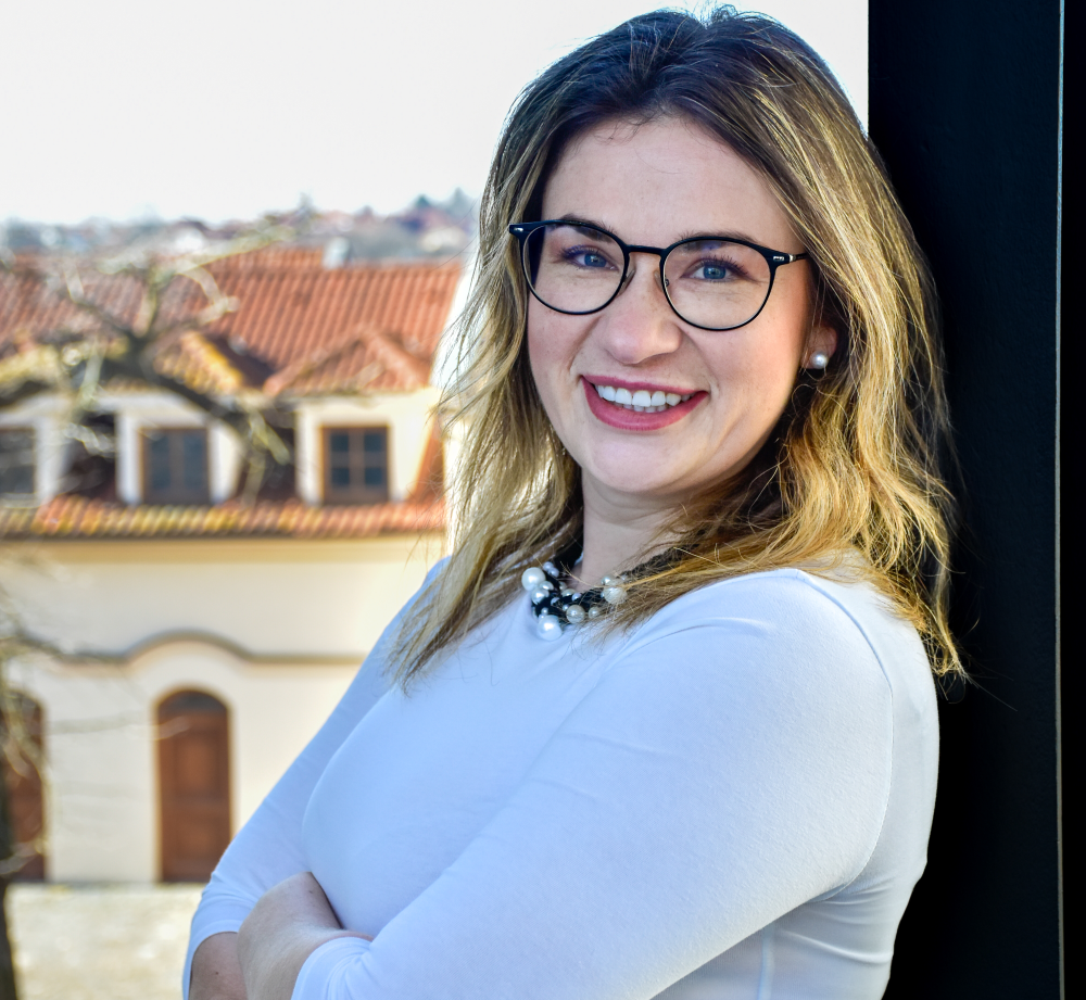 Sandra_foto.png